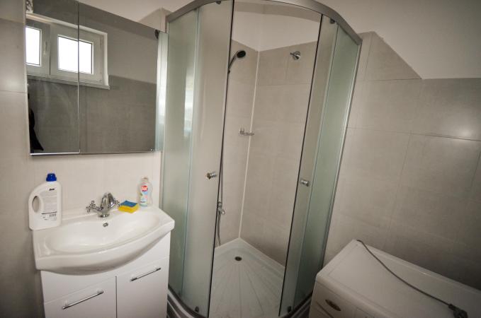 2 camere -renovat - totul nou - Cismigiu - Str Berzei 12