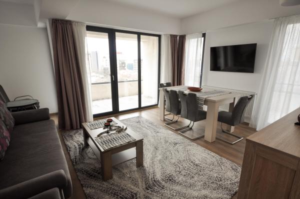 Bd Unirii Rond Alba Iulia Apartament 4 camere 117mp Bloc Nou