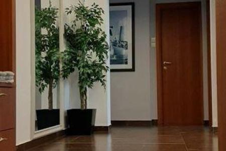 Bd Unirii Nerva Traian Apartament 3 camere Stare Ft Buna