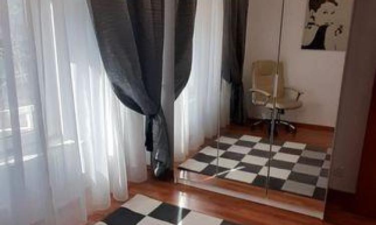 Bd Unirii Nerva Traian Apartament 3 camere Stare Ft Buna