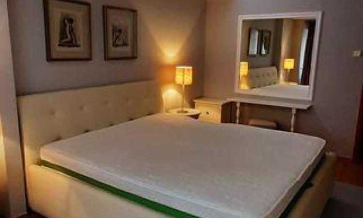 Bd Unirii Nerva Traian Apartament 3 camere Stare Ft Buna