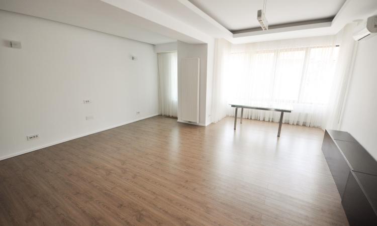 Rond Alba Iulia Dristor Apartament Lux 3 camere 160mp Parcare