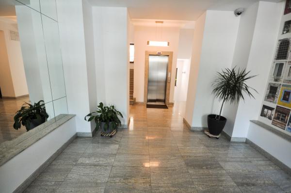 Rond Alba Iulia Dristor  Apartament Lux 3 camere 160mp Parcare