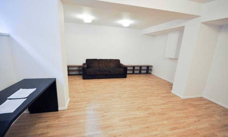Rond Alba Iulia Dristor Spatiu birouri 50mp Demisol