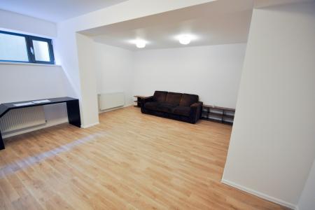 Rond Alba Iulia Dristor Spatiu birouri 50mp Demisol