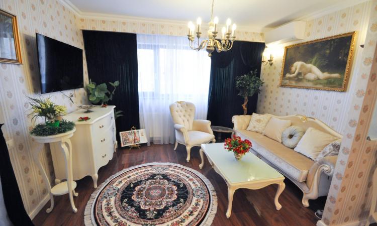 Calea Calarasilor Apart 3 camere Lux Bloc Nou 3 etaje 2 locuri Parcare
