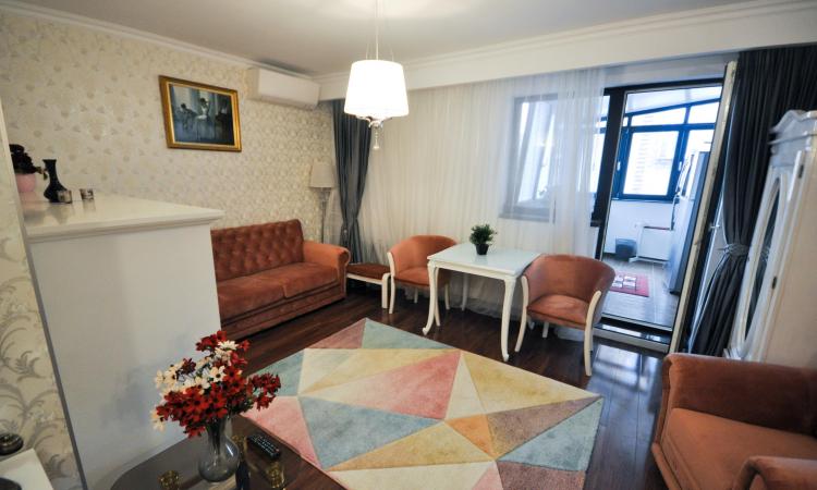 Calea Calarasilor Apart 3 camere Lux Bloc Nou 3 etaje 2 locuri Parcare