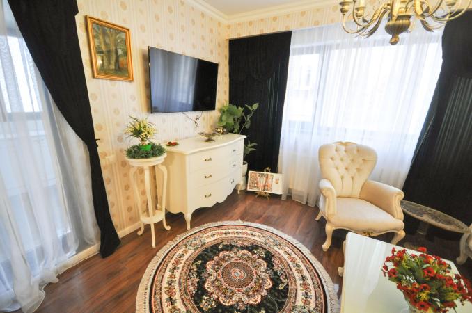Calea Calarasilor Apart 3 camere Lux Bloc Nou 3 etaje 2 locuri Parcare