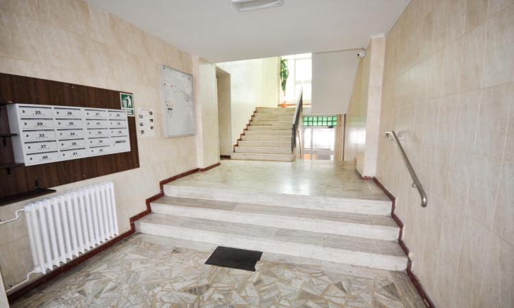 Piata Unirii Fantani Apartam 3 camere Decom Centrala Proprie