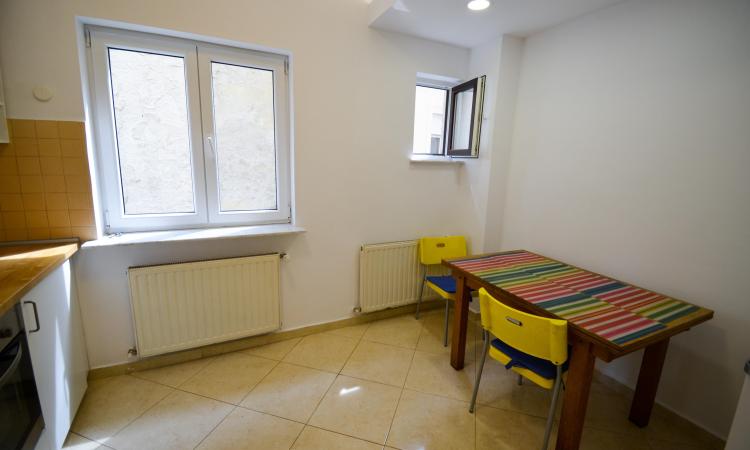 Spatiu Birouri 122 mp 3cam - Romana -ASE- parter -renovat 2021