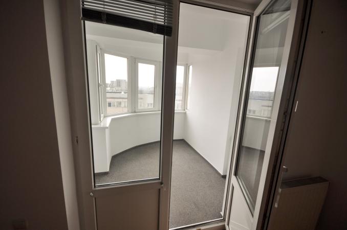 Vitan Mall Spatiu birouri 4 camere Decomandat 110mp