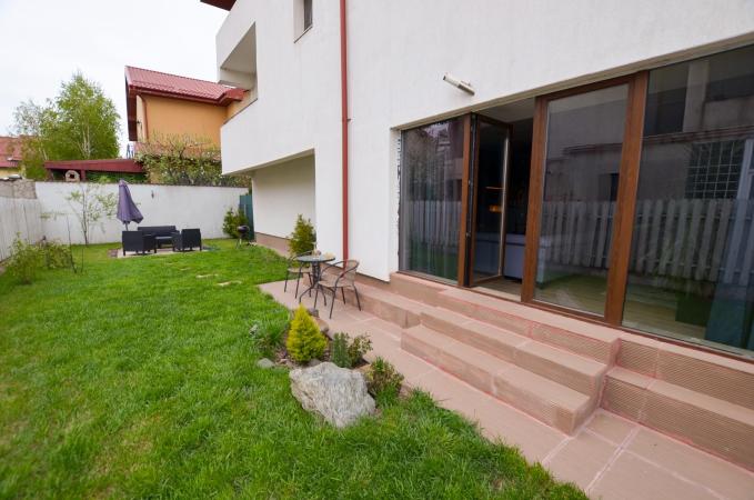 2-room apartment -GARDEN 120 sqm- PIPERA