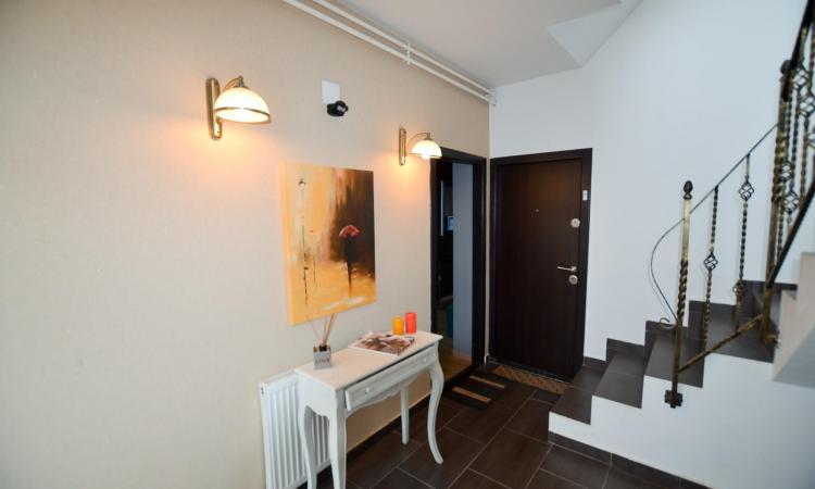 2-room apartment -GARDEN 120 sqm- PIPERA