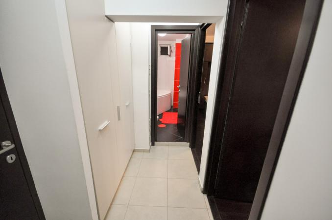 Decebal-Bld. Decebal-Piata Alba Iulia-3 camere-complet renovat