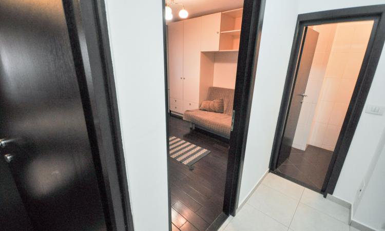 Decebal-Bld. Decebal-Piata Alba Iulia-3 camere-complet renovat