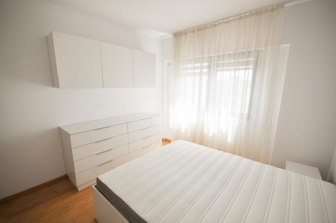 Nerva Traian Timpuri Noi Ap 2 cam Bloc Nou Parcare Centrala