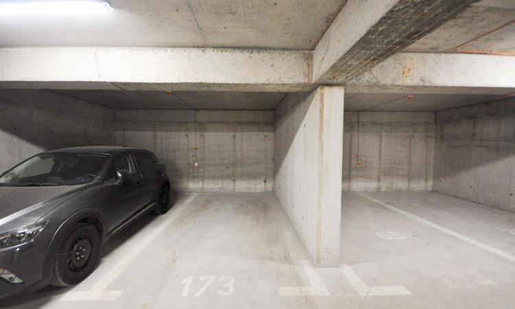 Nerva Traian Timpuri Noi Ap 2 cam Bloc Nou Parcare Centrala