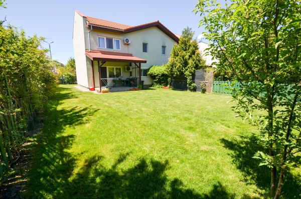 Vila 4 camere Azur - Pipera - Gradina mare - Terasa