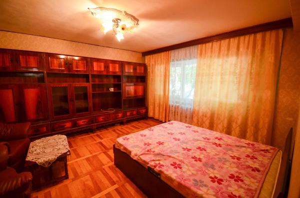Apartament 3 camere - decomandat - Mall Vitan
