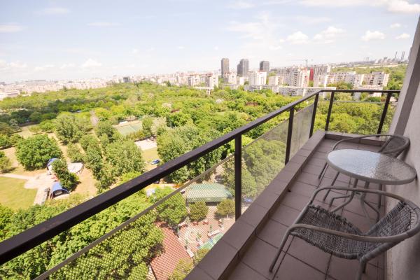 Tineretului Vacaresti Apartam 3 camere 102 mp Centrala 2 balcoane