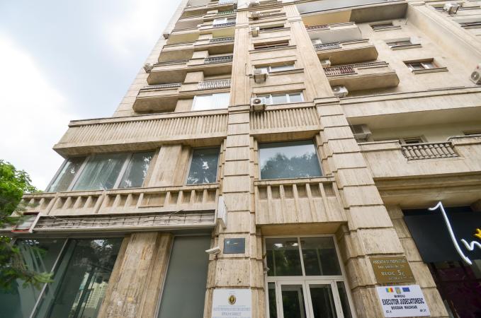 Apartament 3 camere - mobilat/utilat -Bulevardul Unirii 20 - Fantani