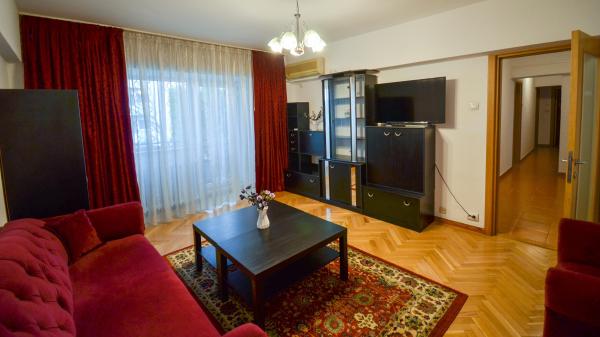 Apartament 3 camere - mobilat/utilat -Bulevardul Unirii 20 - Fantani