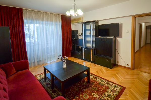 Apartament 3 camere - mobilat/utilat -Bulevardul Unirii 20 - Fantani