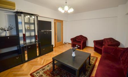 Apartament 3 camere - mobilat/utilat -Bulevardul Unirii 20 - Fantani