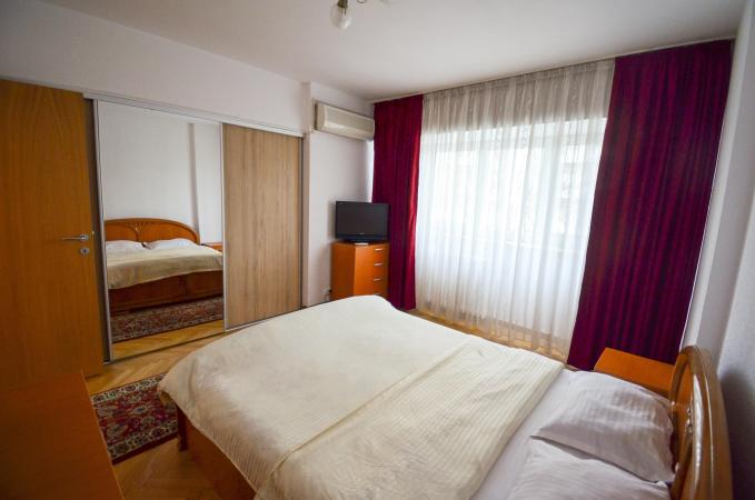 Apartament 3 camere - mobilat/utilat -Bulevardul Unirii 20 - Fantani
