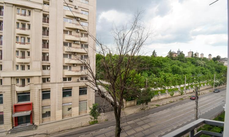 Apartament 3 camere - mobilat/utilat -Bulevardul Unirii 20 - Fantani
