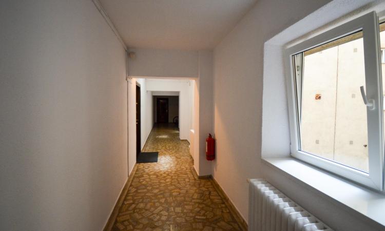 Apartament 3 camere - mobilat/utilat -Bulevardul Unirii 20 - Fantani