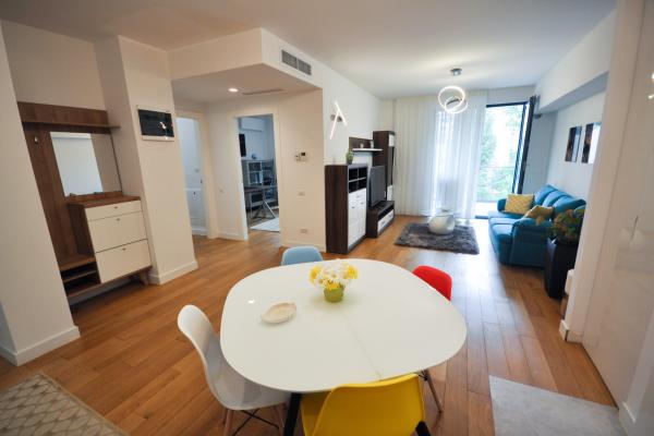 Piata Unirii Apartament 3 camere Bloc Nou Lux Terasa Centrala Parcare