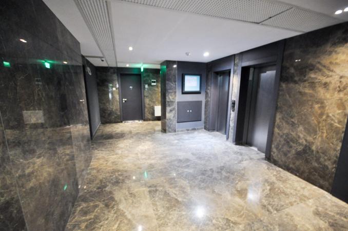 Piata Unirii Apartament 3 camere Bloc Nou Lux Terasa Centrala Parcare