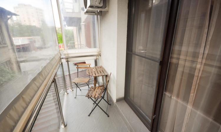 Decebal Delea Calarasi Apar 3 camere Bloc NOU Parcare Balcon Centrala