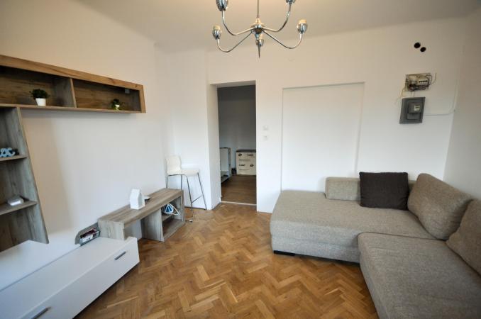 Dorobanti rond Apartament 3 camere in Vila interbelica