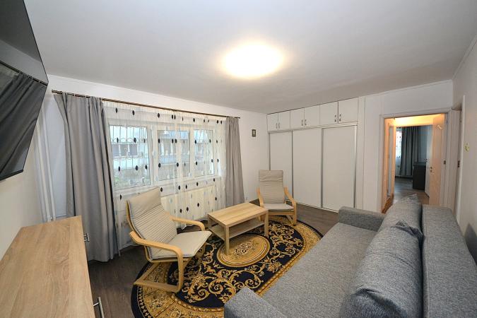 Apartment for rent in Aviatiei area.
