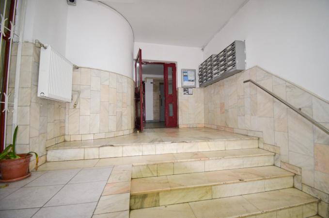 Apartament 2 camere mobilat/utilat -60mp - Burebista -Piata Alba Iulia