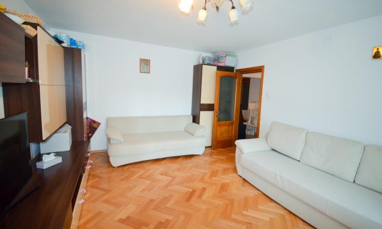 Apartament 3 camere - Centrala proprie - Panait Cerna - Nerva Traian