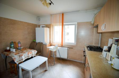 Apartament 3 camere - Centrala proprie - Panait Cerna - Nerva Traian