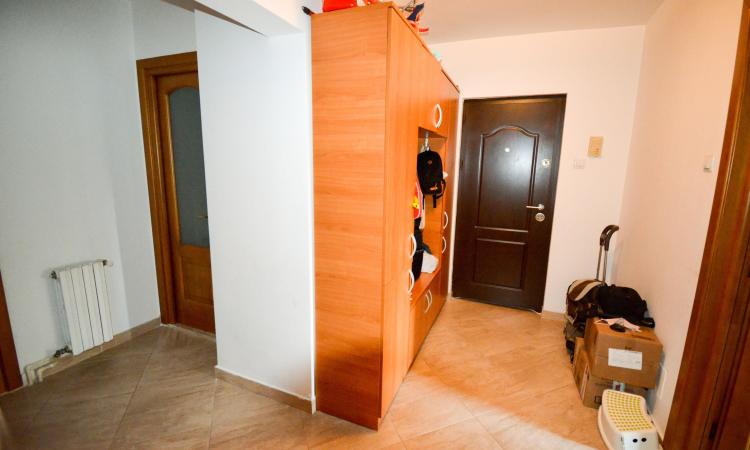 Apartament 3 camere - Centrala proprie - Panait Cerna - Nerva Traian