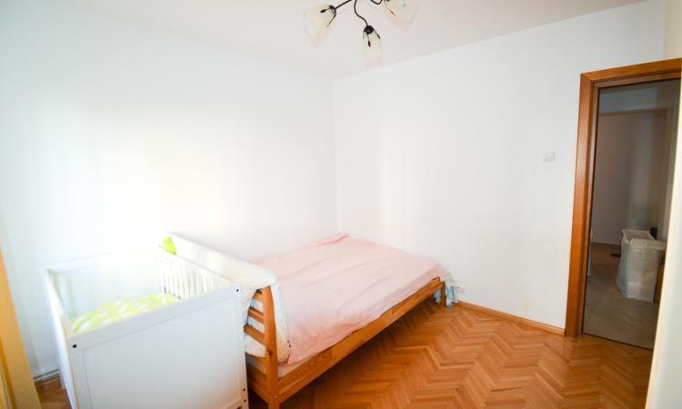 Apartament 3 camere - Centrala proprie - Panait Cerna - Nerva Traian