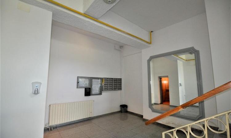 Apartament 3 camere Unirii - BCR -1995
