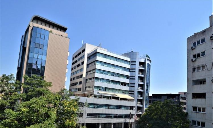 Apartament 3 camere Unirii - BCR -1995