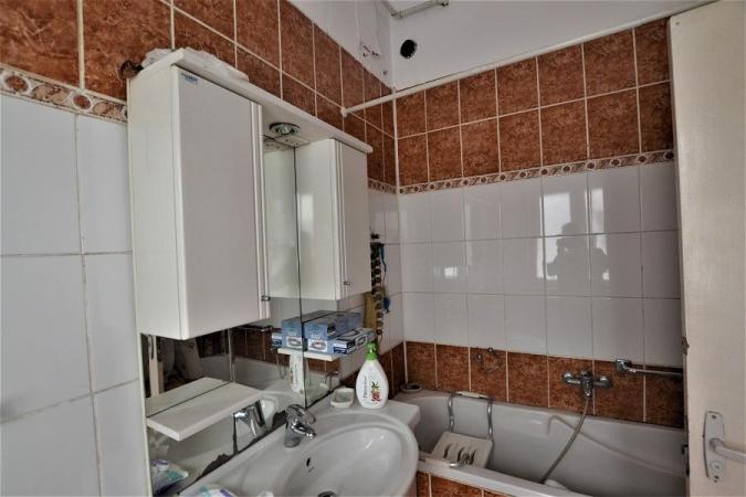 Apartament 3 Camere Romana