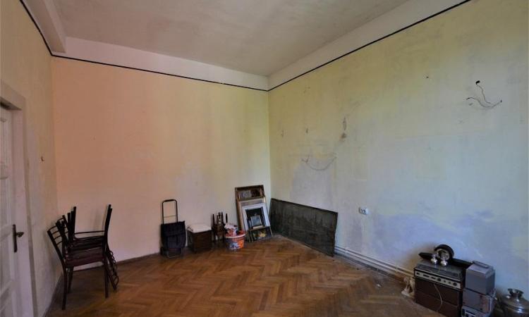 Apartament 3 Camere Romana