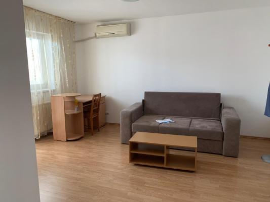 Garsoniera Rin Grand Hotel cu loc de parcare