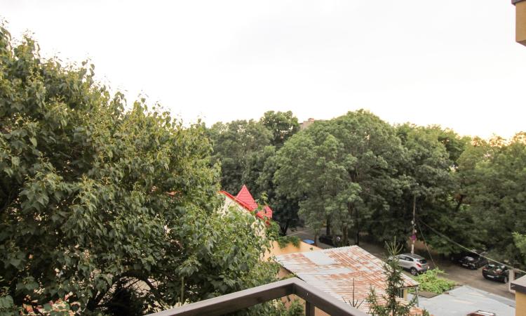 Decebal-Piata Alba Iulia-Unirii - centrala proprie/loc de parcare