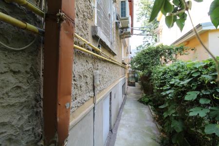 Apartament Demisol in Vila - posibilitate afacere