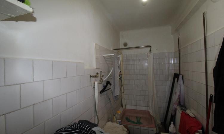 Apartament Demisol in Vila - posibilitate afacere