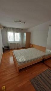 Decebal-Piata Alba Iulia, Bloc nou/Centrala termica proprie/Loc de parcare